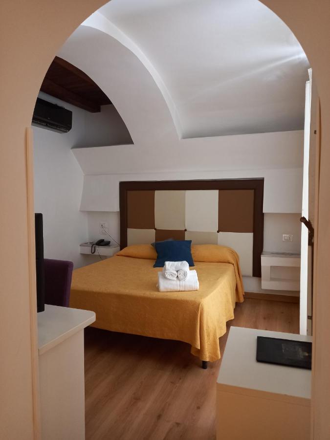 Suite Palazzo Luciani Salerno Zewnętrze zdjęcie